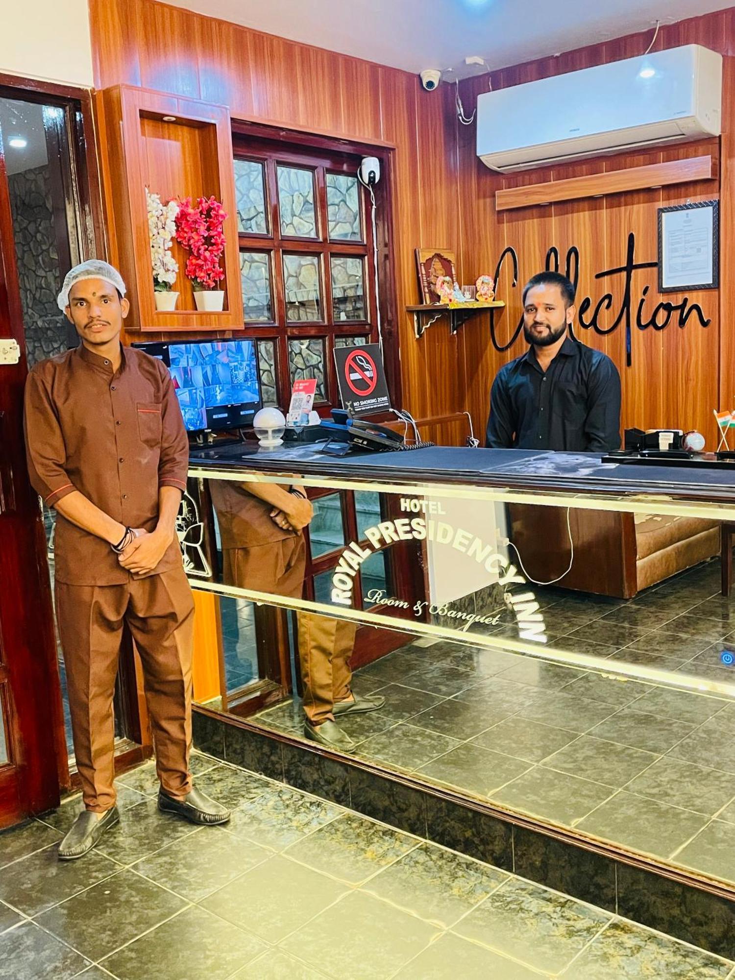 The Royal Presidency Inn Lucknow Buitenkant foto